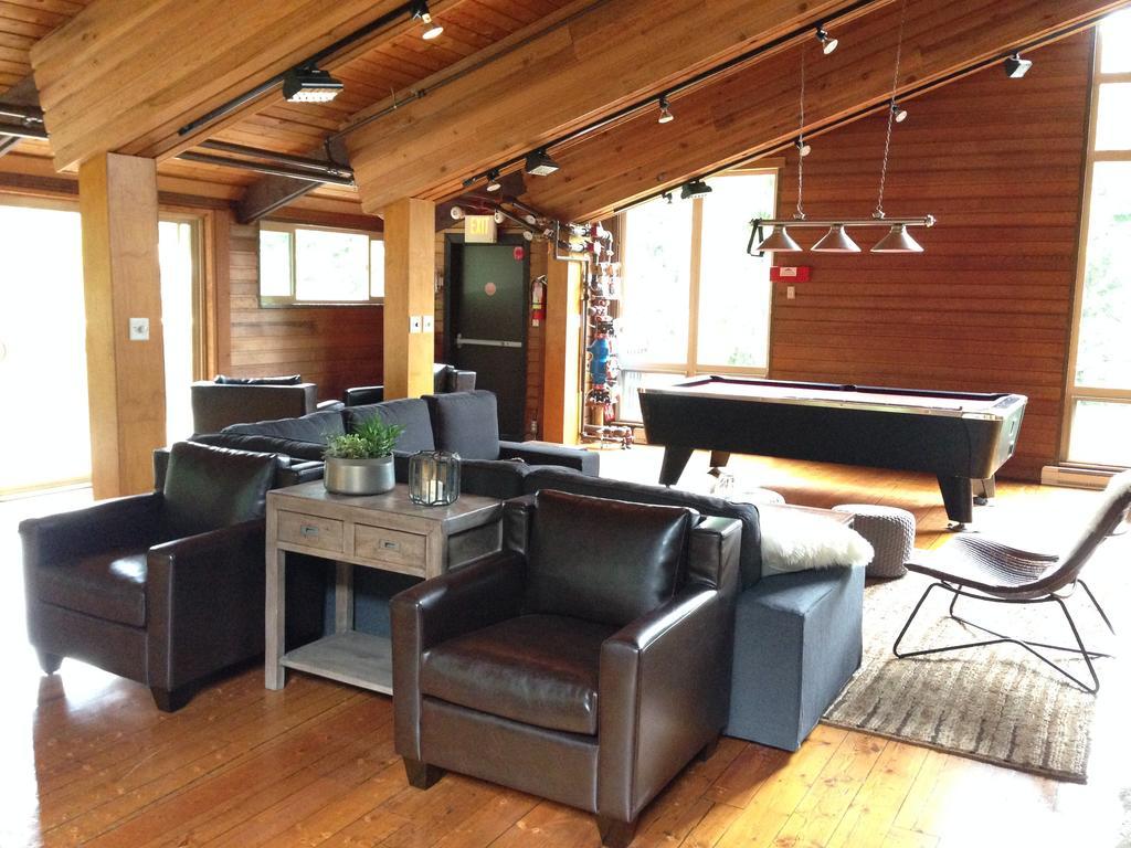 Ubc Whistler Lodge Уистлер Экстерьер фото