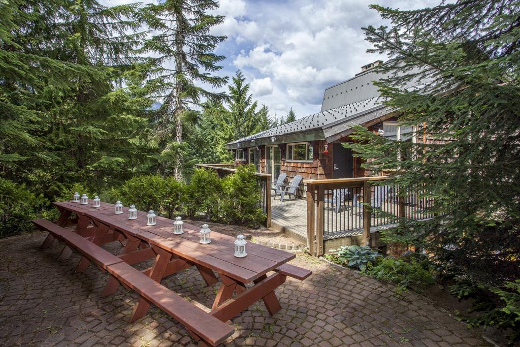 Ubc Whistler Lodge Уистлер Экстерьер фото