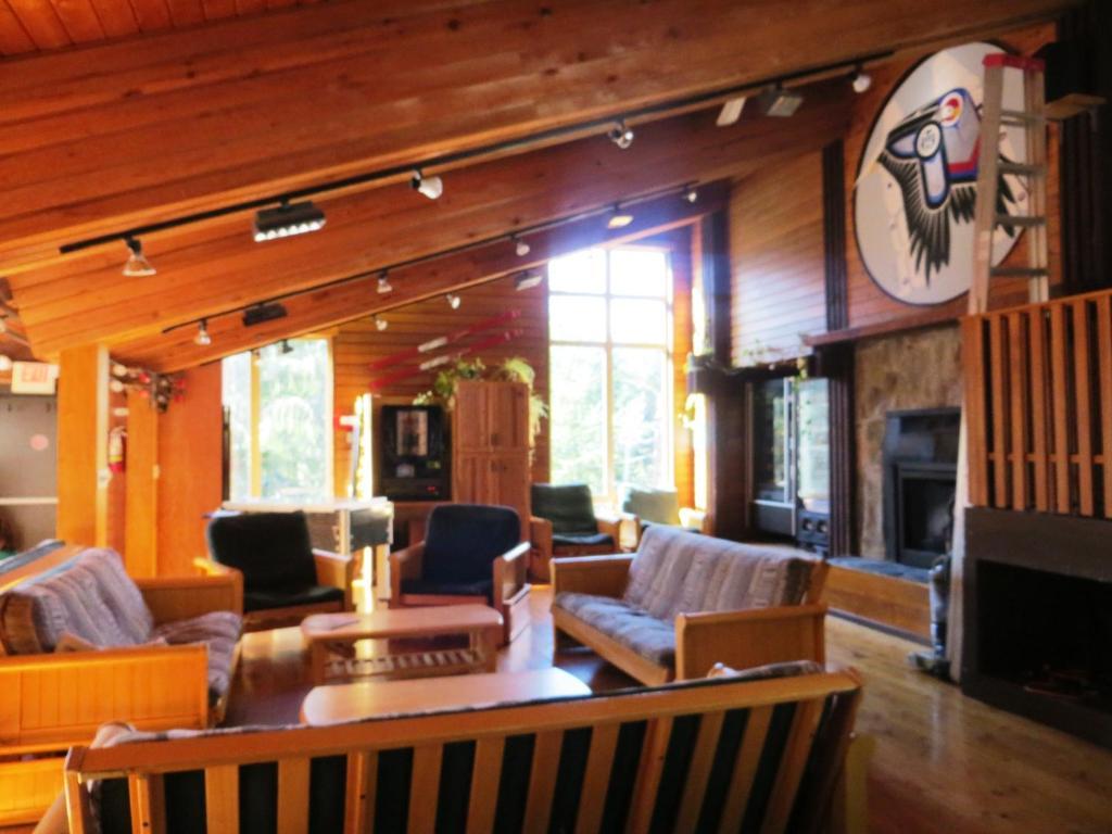 Ubc Whistler Lodge Уистлер Экстерьер фото
